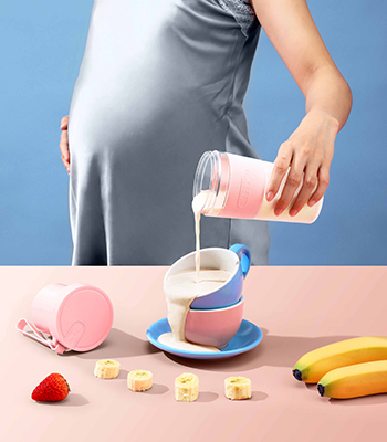 Two different ways of drinking,